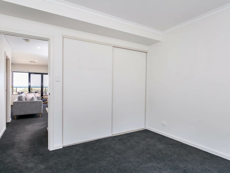 12 Gulf Point Drive, North Haven SA 5018