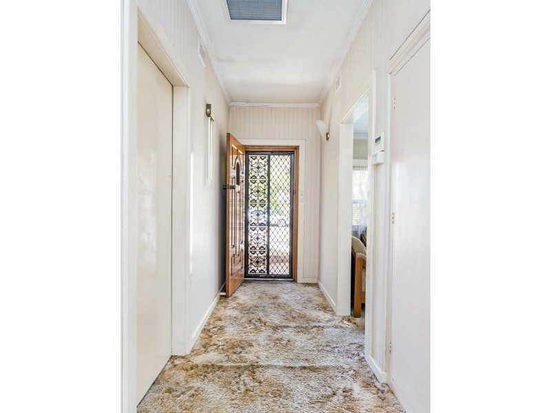 6 Dryden Road, Black Forest SA 5035