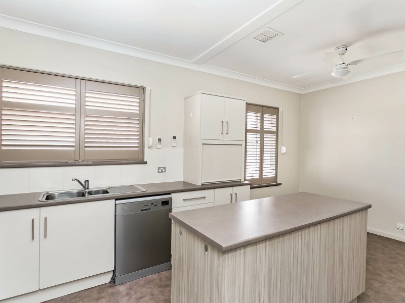 6/3 Seaton Terrace, Seaton SA 5023