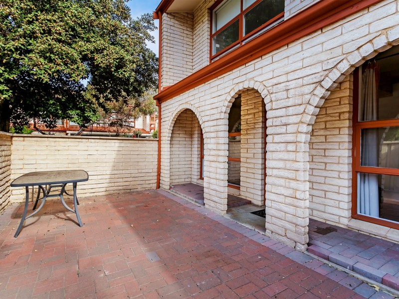 12/7 Mooloola Way, West Lakes Shore SA 5020