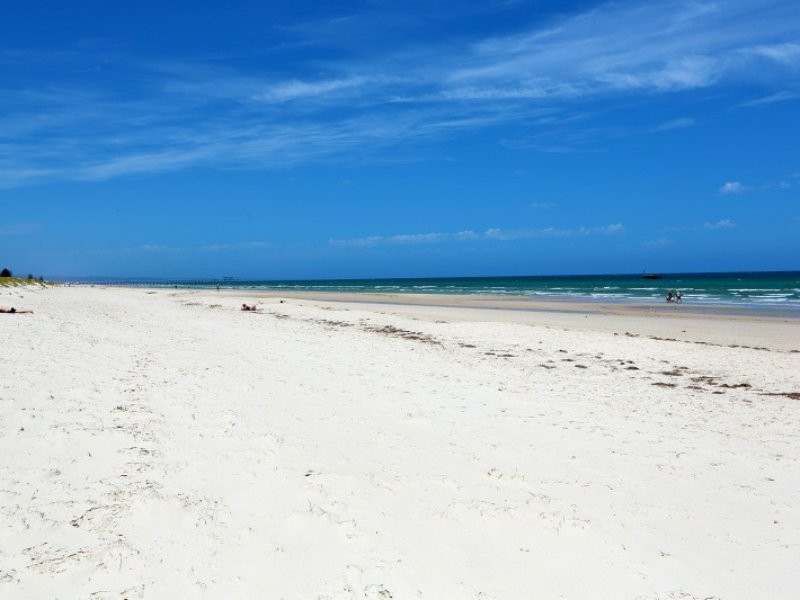 4/68 Military Road, Tennyson SA 5022