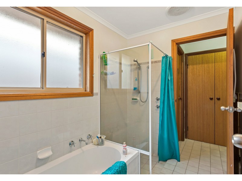 6 Sandy Glass Court, Sheidow Park SA 5158