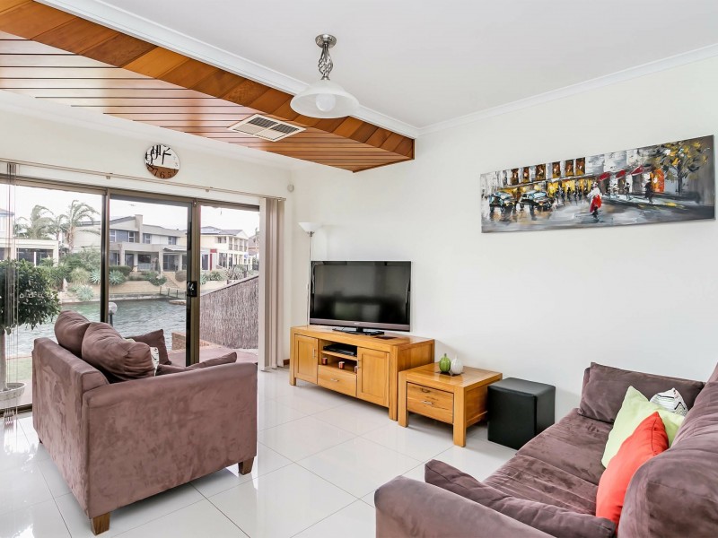 14 McDonald Grove, West Lakes SA 5021