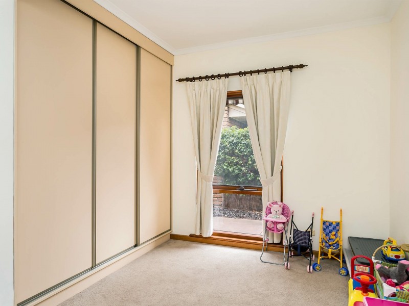 14 McDonald Grove, West Lakes SA 5021