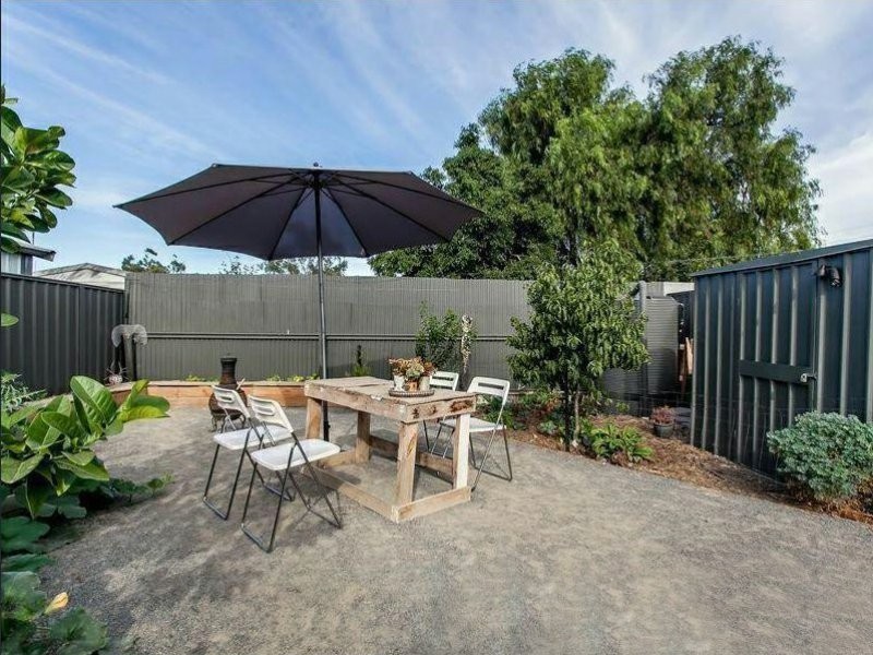 1B Gum Avenue, Dry Creek SA 5094