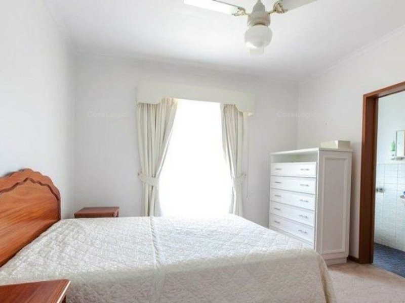 32 Beeston Way, West Lakes SA 5021