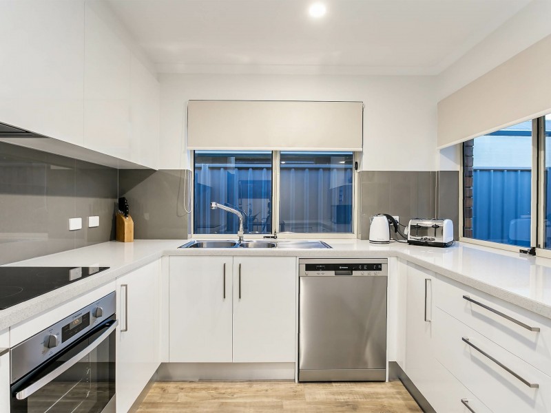 4b Colonial Court, Teringie SA 5072