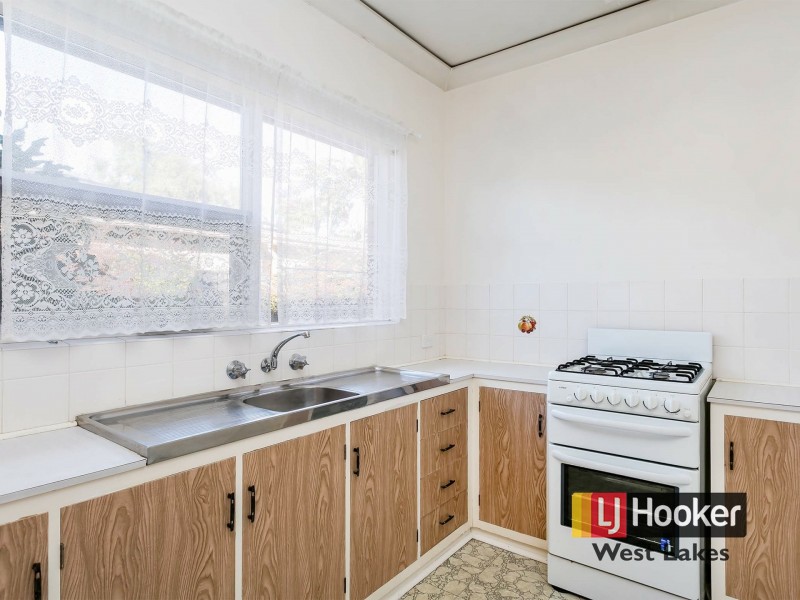 17 Poplar Street, West Beach SA 5024