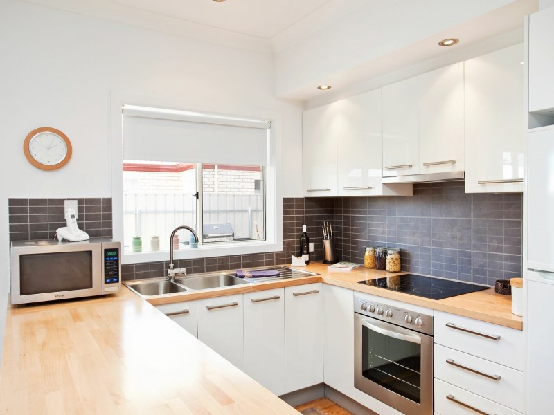 36 Castle Drive, Burton SA 5110