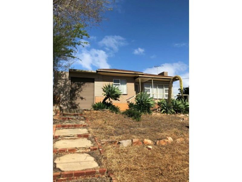 426 Grand Junction Road, Clearview SA 5085