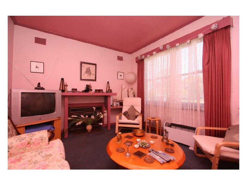 25 Raymond Avenue, Seaton SA 5023