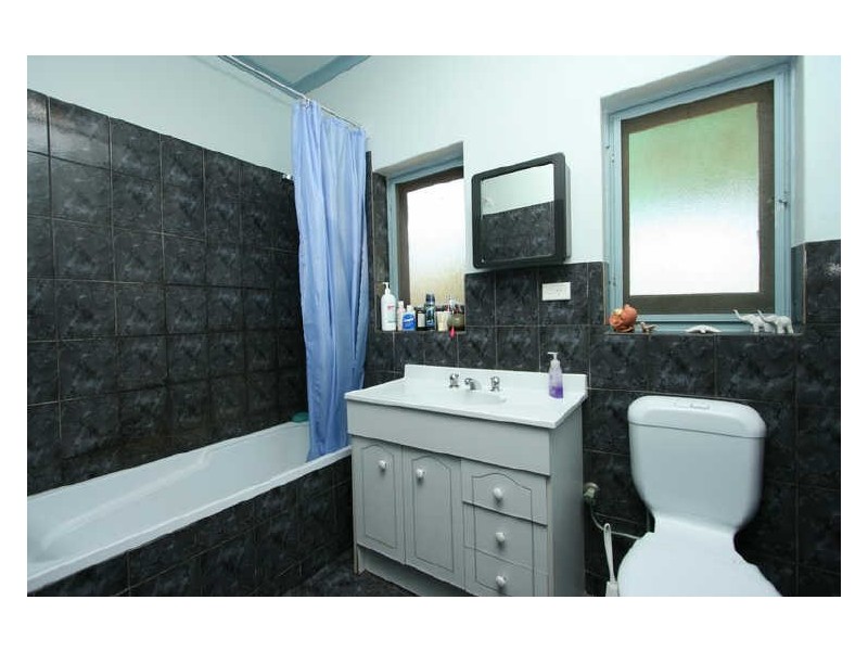 25 Raymond Avenue, Seaton SA 5023