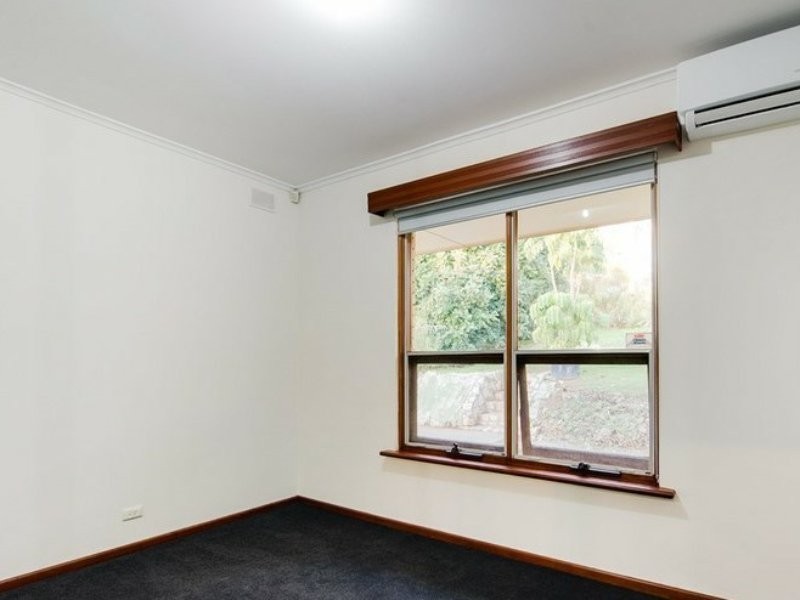 10 Warren Crescent, Panorama SA 5041
