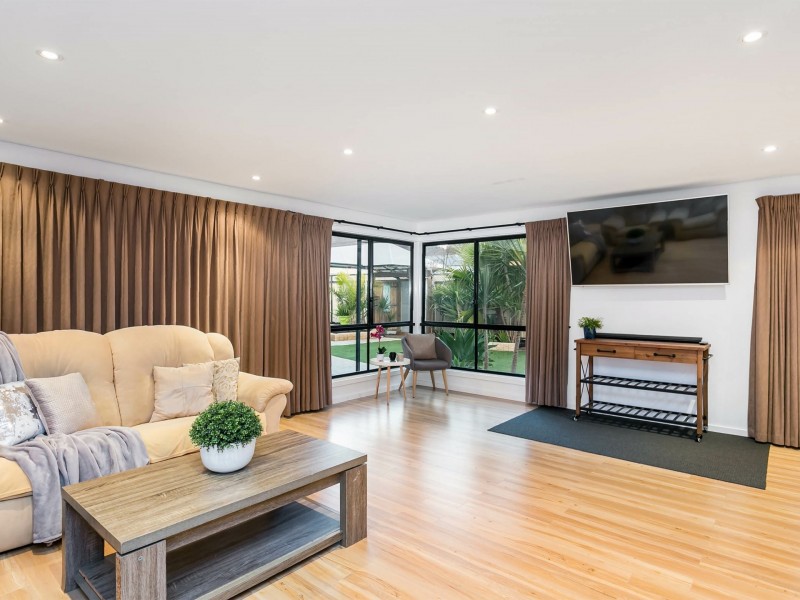 25 Ridgefield Avenue, Paradise SA 5075