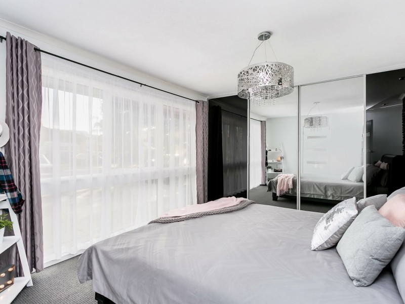 25 Ridgefield Avenue, Paradise SA 5075