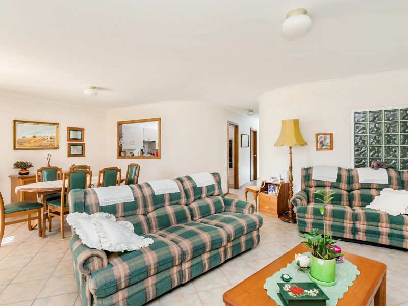 16/8-9 Sunrise Court, West Lakes SA 5021