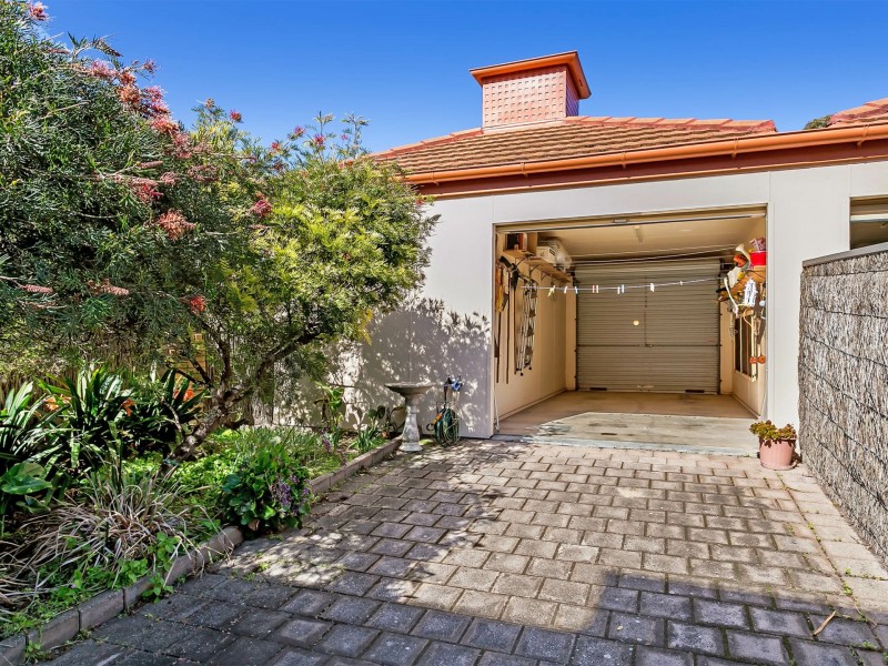 16/8-9 Sunrise Court, West Lakes SA 5021