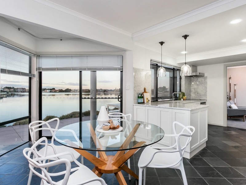 7 Siesta Court, West Lakes SA 5021