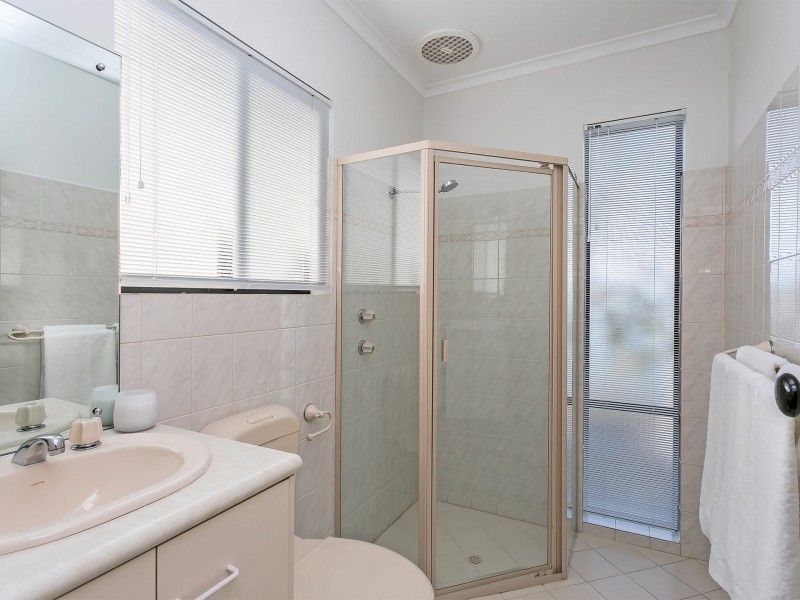 7 Siesta Court, West Lakes SA 5021