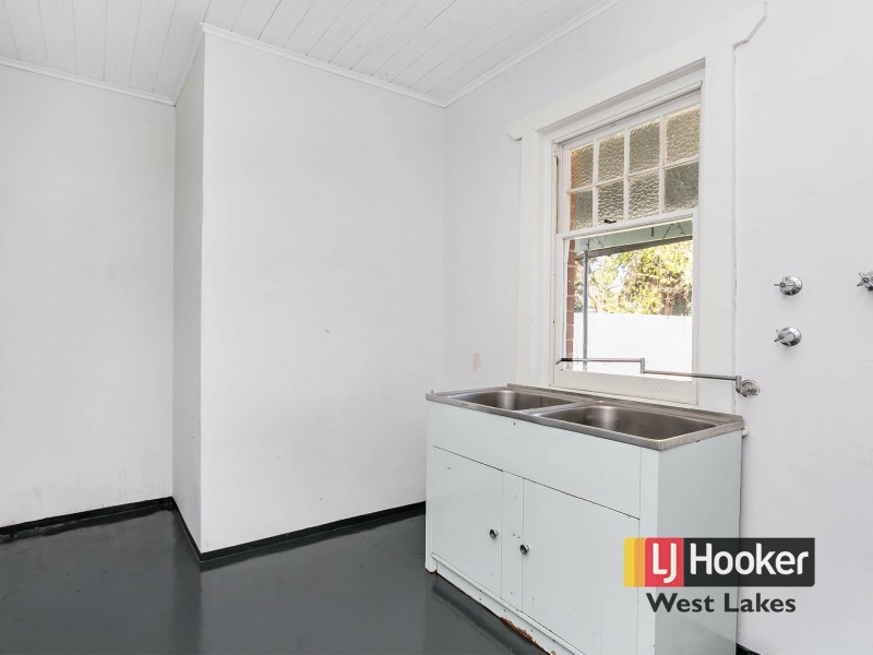 22 Fifth Avenue, Cheltenham SA 5014