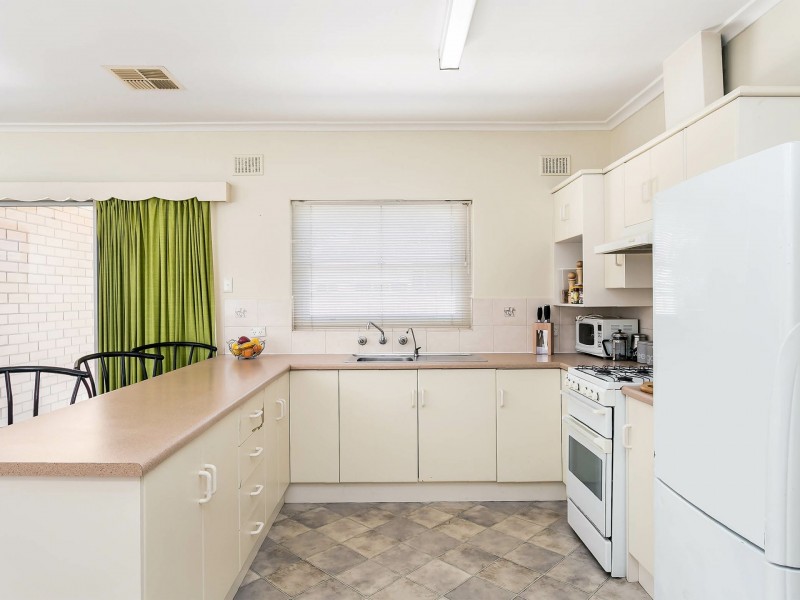 18 Darwin Street, Glenelg North SA 5045