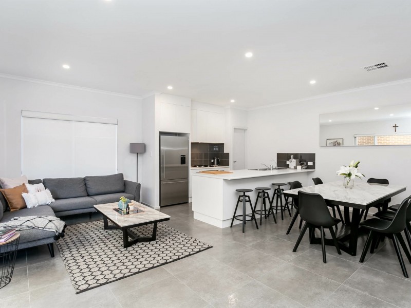 2 South Parade, Seaton SA 5023