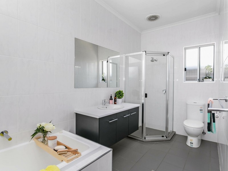 2 South Parade, Seaton SA 5023