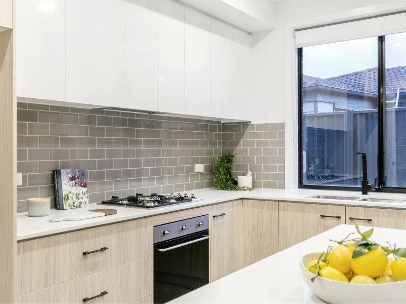 42a Lakeview Avenue, West Lakes SA 5021