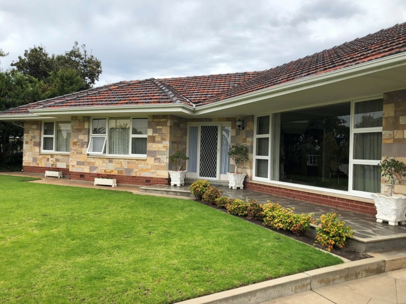 107 Military Road, Tennyson SA 5022