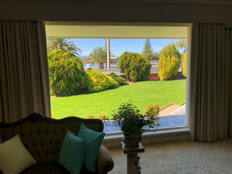 107 Military Road, Tennyson SA 5022