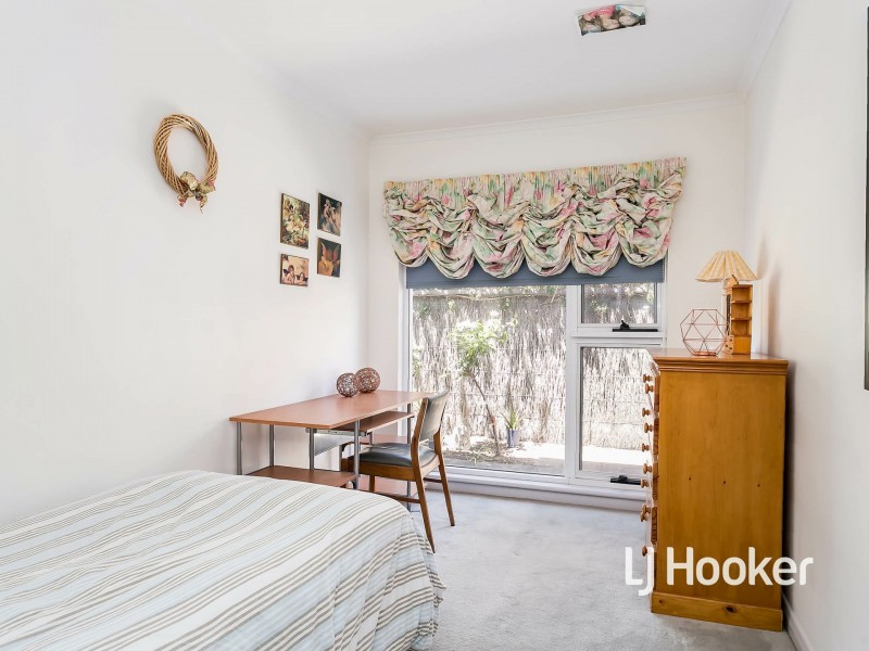 5 Gulf Point Drive, North Haven SA 5018