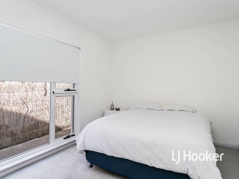 5 Gulf Point Drive, North Haven SA 5018