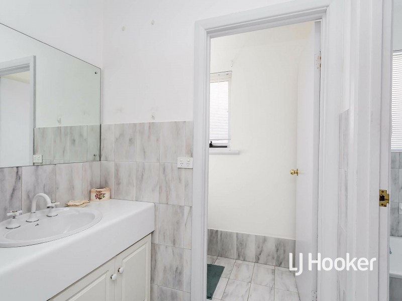 5 Gulf Point Drive, North Haven SA 5018