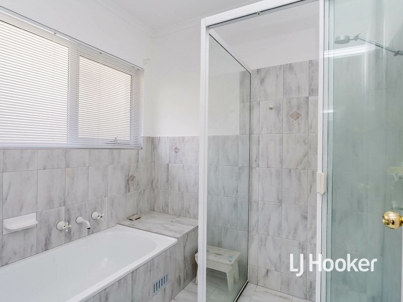 5 Gulf Point Drive, North Haven SA 5018