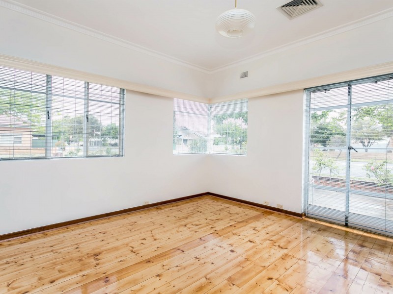 24 Gliddon Street, Rosewater SA 5013