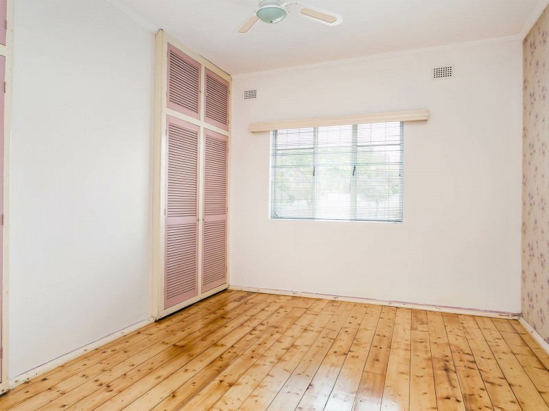 24 Gliddon Street, Rosewater SA 5013