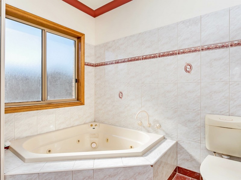 2a Regent Street, Pennington SA 5013