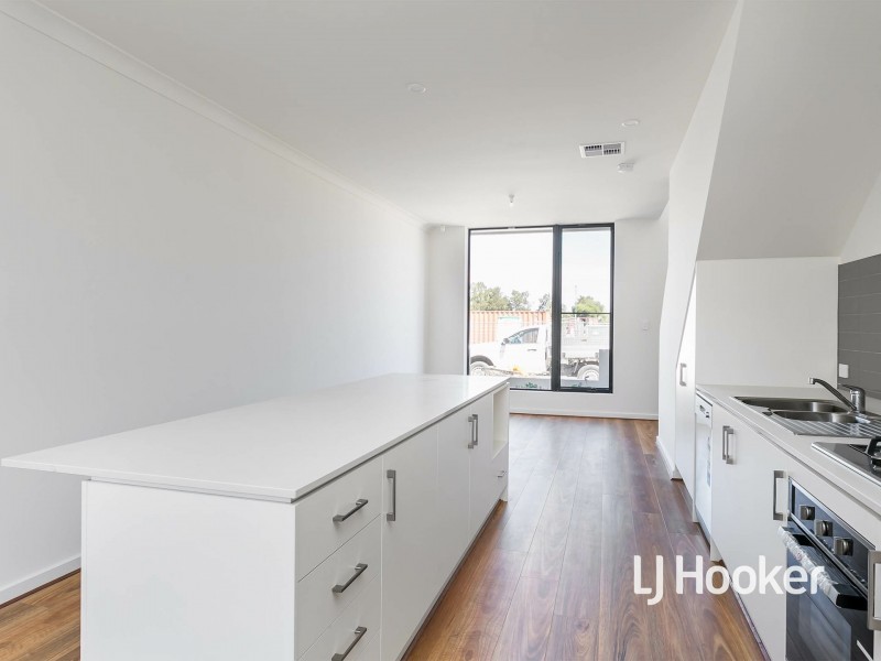 12 Troubridge Drive, West Lakes SA 5021