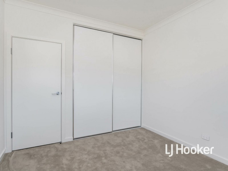 12 Troubridge Drive, West Lakes SA 5021