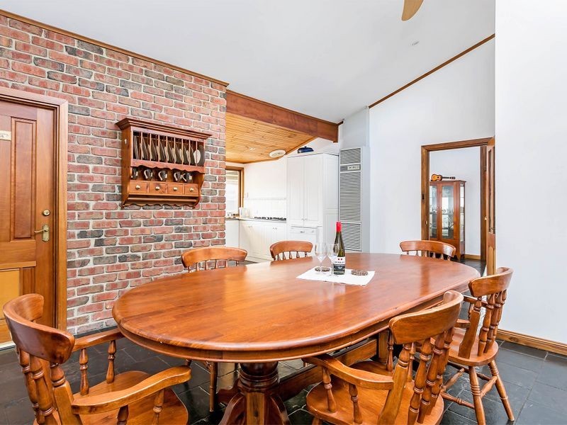 27 Gordon Luxton Drive, North Haven SA 5018