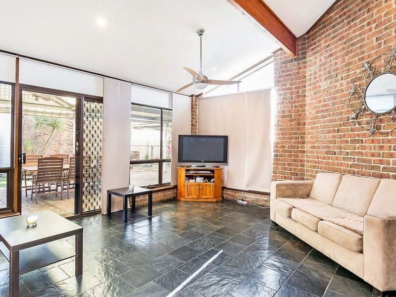 27 Gordon Luxton Drive, North Haven SA 5018