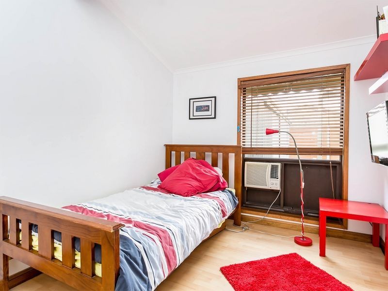 27 Gordon Luxton Drive, North Haven SA 5018