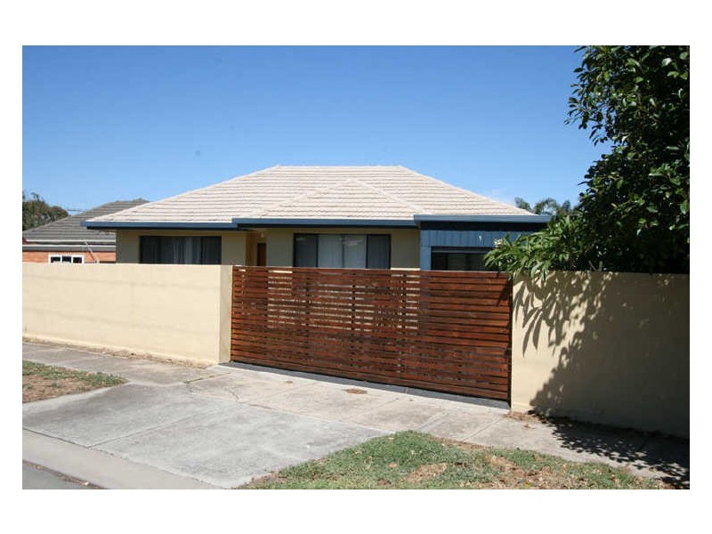 222 Robin Road, Semaphore SA 5019