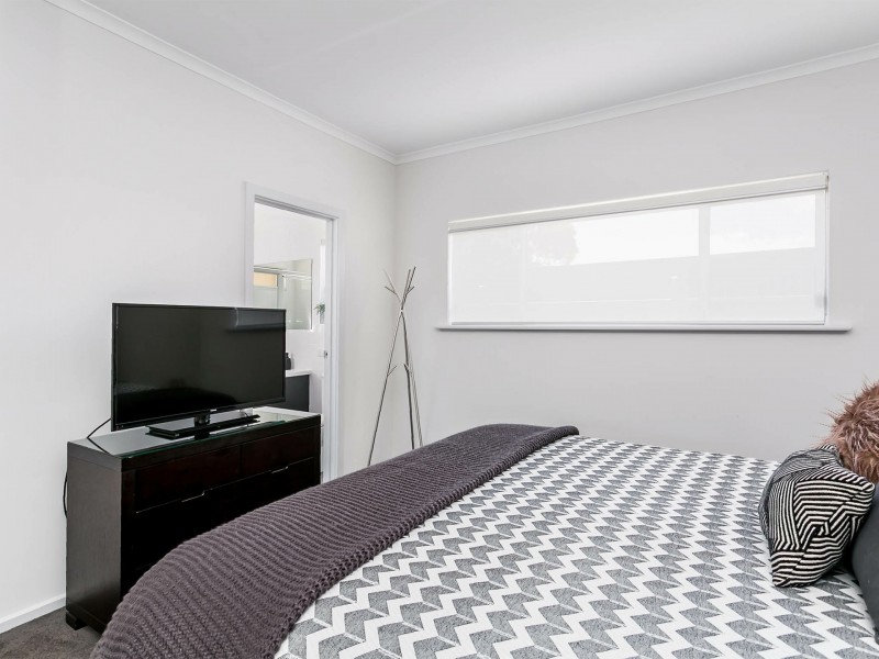 2 South Parade, Seaton SA 5023