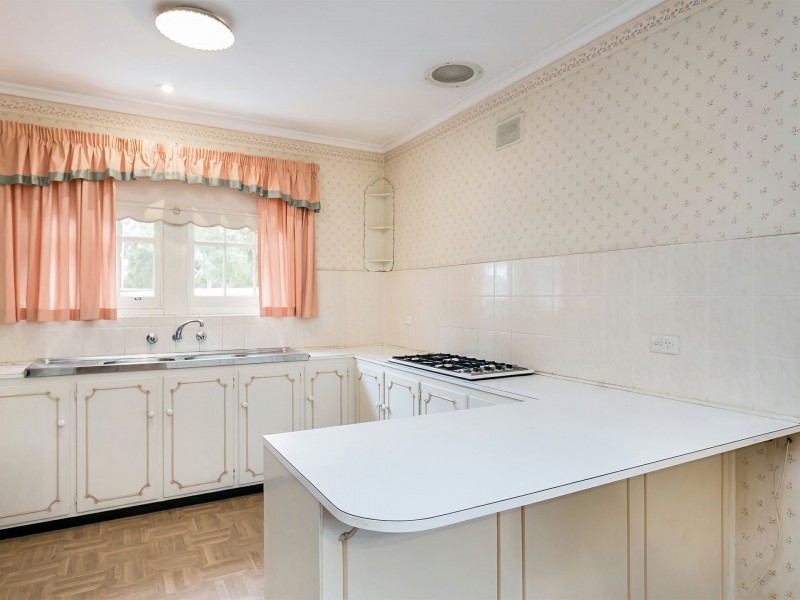 2 Barbara Street, Fulham Gardens SA 5024