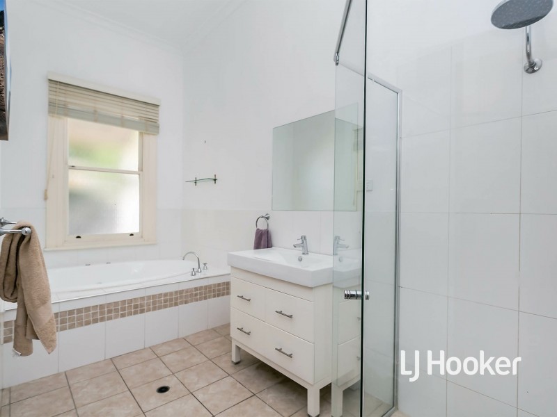 5 Havelock Street, Largs Bay SA 5016