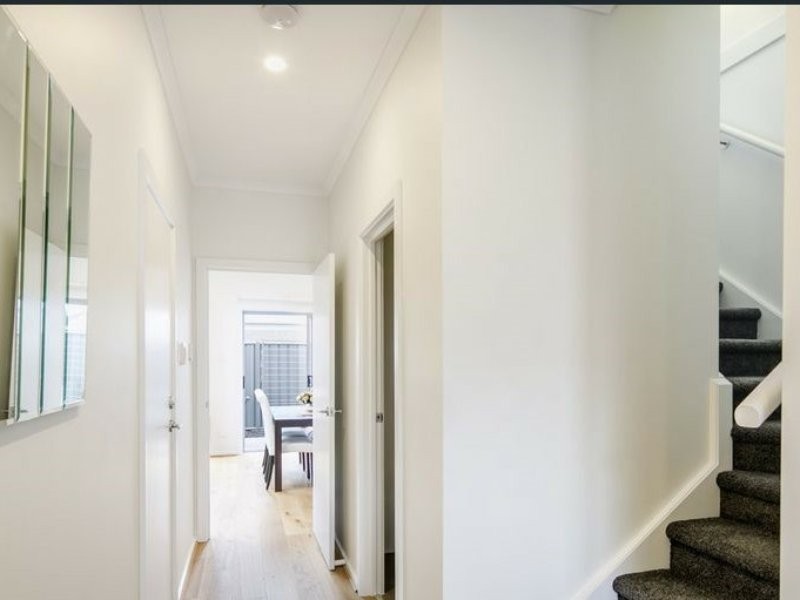 2/14 Kenneth Street, Findon SA 5023