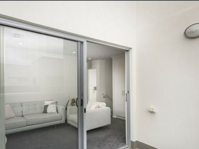 2/14 Kenneth Street, Findon SA 5023