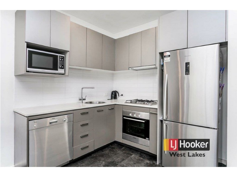 Apartment 202/6-8 Wirra Drive, New Port SA 5015