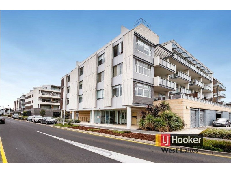 Apartment 202/6-8 Wirra Drive, New Port SA 5015